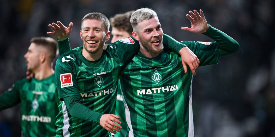 Transfergerüchte: Werder-Star verlängert, Augsburger vor Abschied